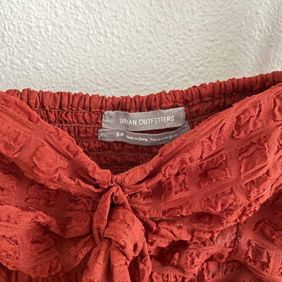 Urban Outfitters long puff sleeve cropped blouse - Picture 4 of 5